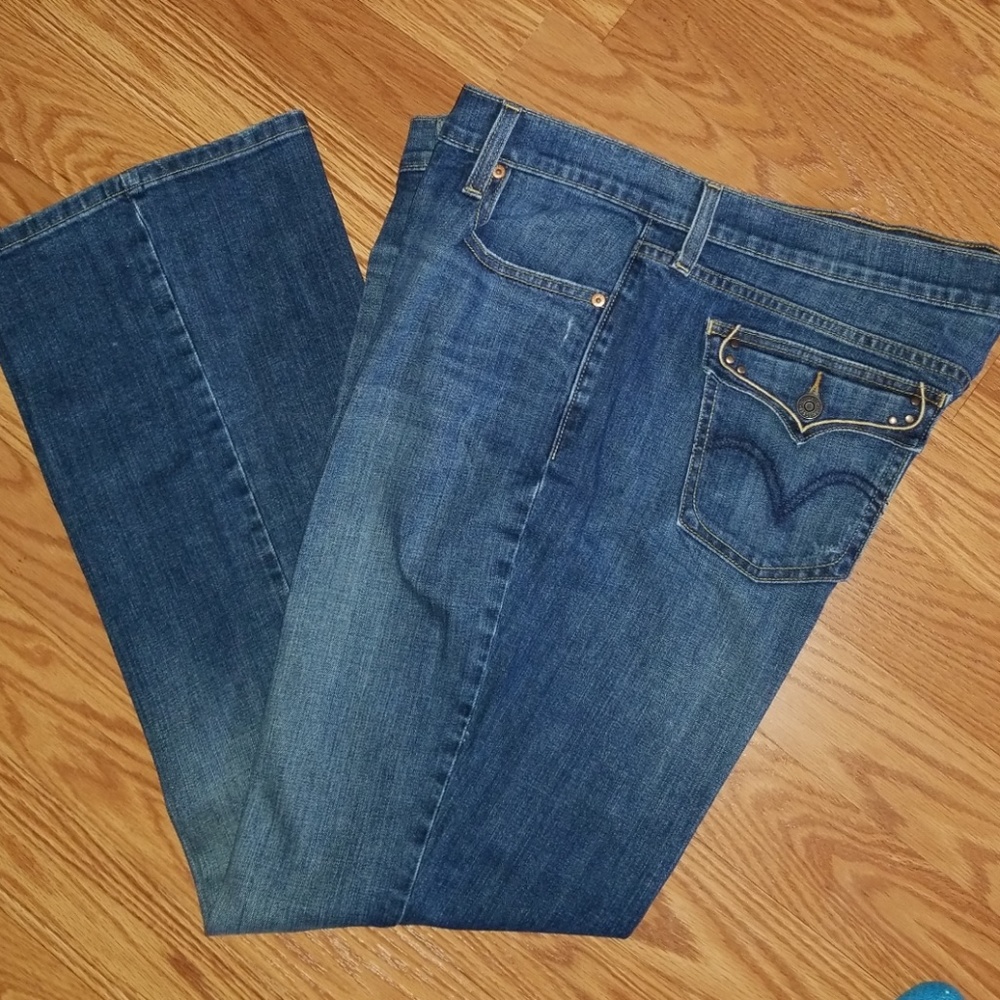 Levi's 515 Bootcut Jeans